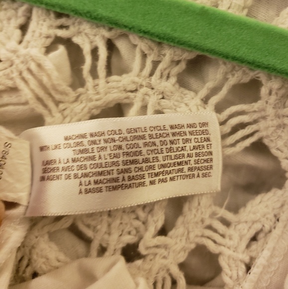 Old Navy white tank blouse - Picture 4 of 4